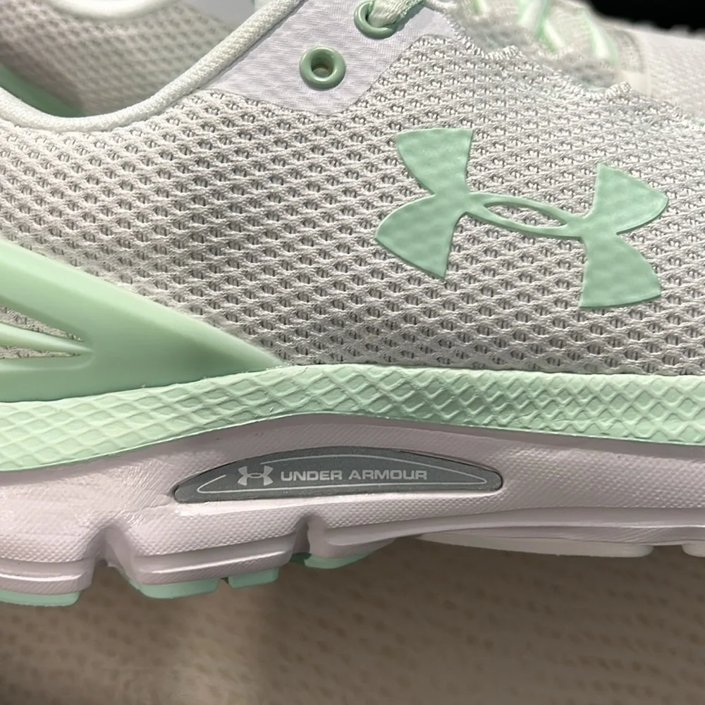 Under Armour Women Charged Gemini - Picture 4 of 10